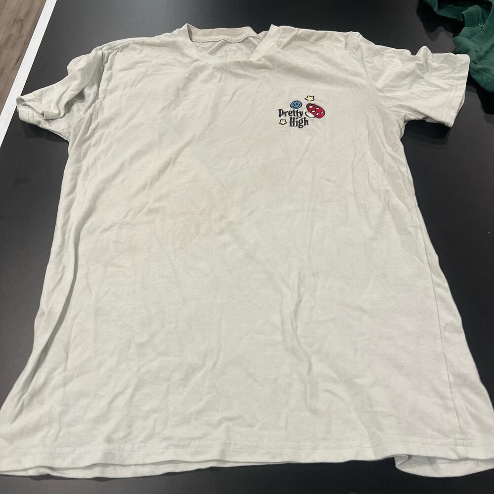 Pacsun Men's White and Green T-shirt